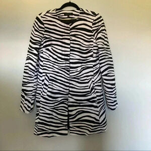 Talbots  zebra print animal snap buttons jacket